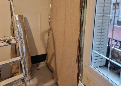 Pose isolant pendant la rénovation, Boulevard Lefèbvre, Paris 15