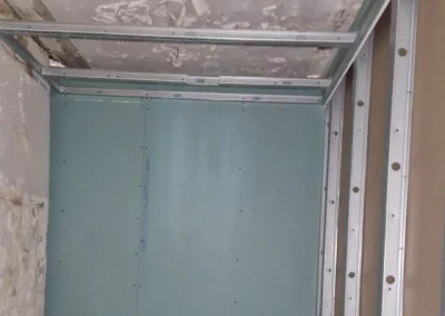 Préparation des murs, rue de Fécamp, Paris 12